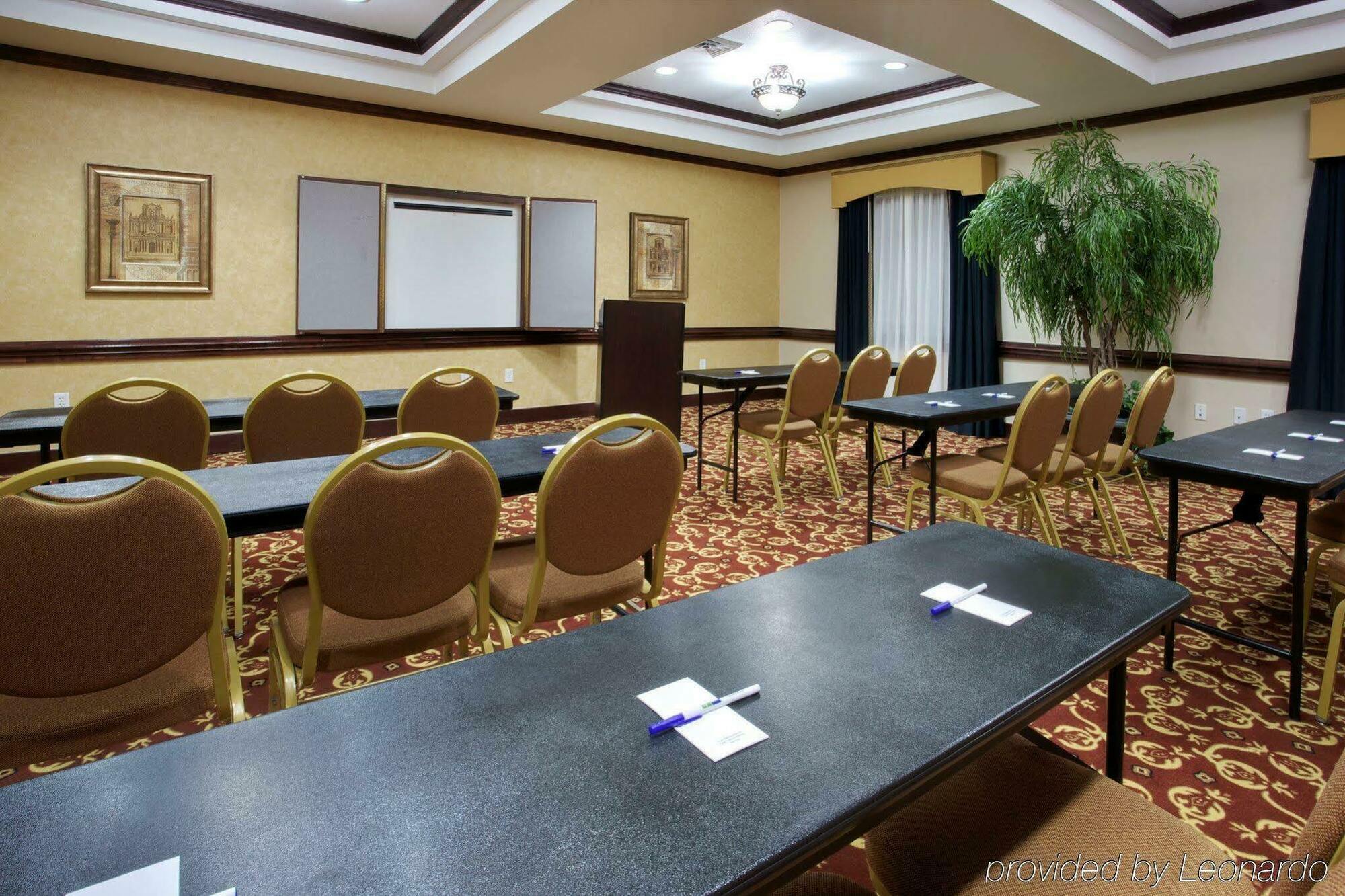Holiday Inn Express & Suites Wharton By Ihg Fasiliteter bilde